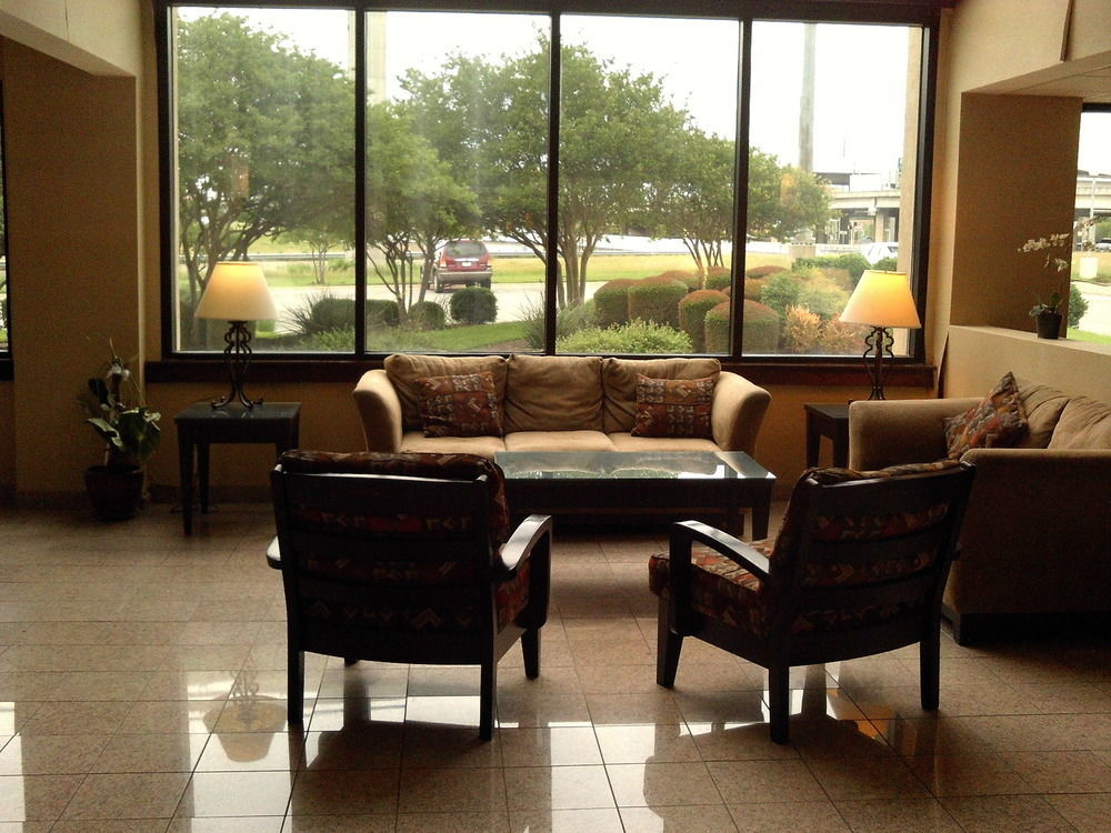 Best Western Plus Austin Central Exterior photo